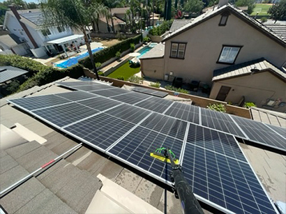 SolarPanelCleaning-1